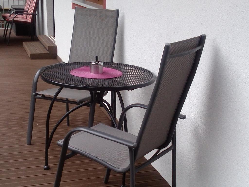 Apartamento Haus Waldfriede Sankt Leonhard im Pitztal Exterior foto